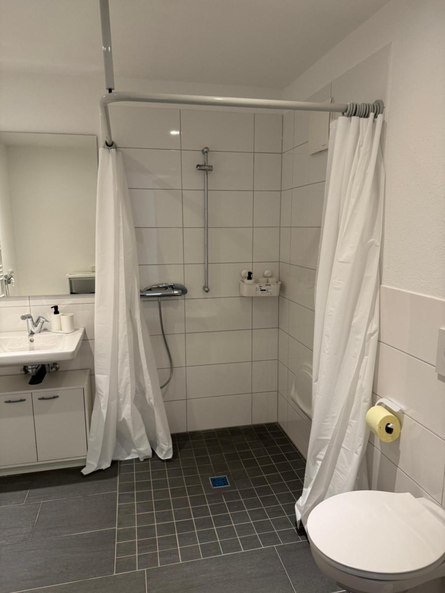 Barrierefreie Wohnung Im Herzen Der Stadt Mit Parkplatz, Wifi Und Tv - Emma Werne Exterior photo